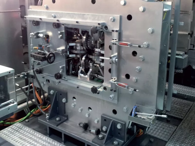 Em quais indústrias a máquina laminadora de perfis é usada